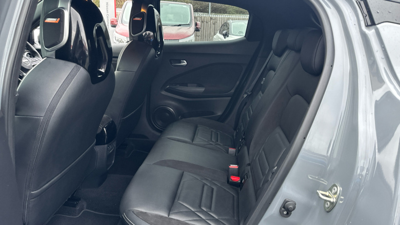 Nissan Juke 1.0 DiG-T Tekna+ 5dr Petrol Hatchback